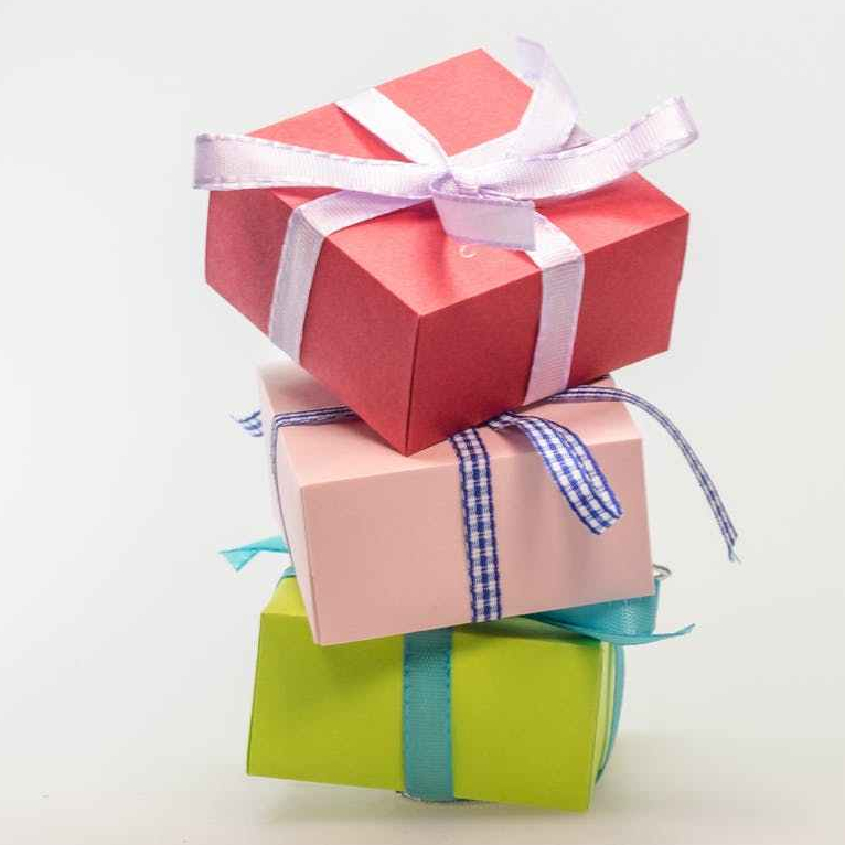 anniversary birthday bow box